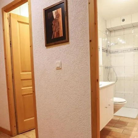 Appartement Luxueux 5 Pieces Pour 10 Pers. Avec Sauna, Terrasse, Proche Des Pistes Et Navettes - Fr-1-676-22 *